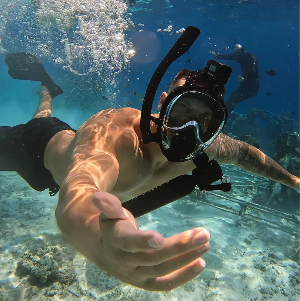 Scuba Tank + Hand Pump + Sub-Mask
